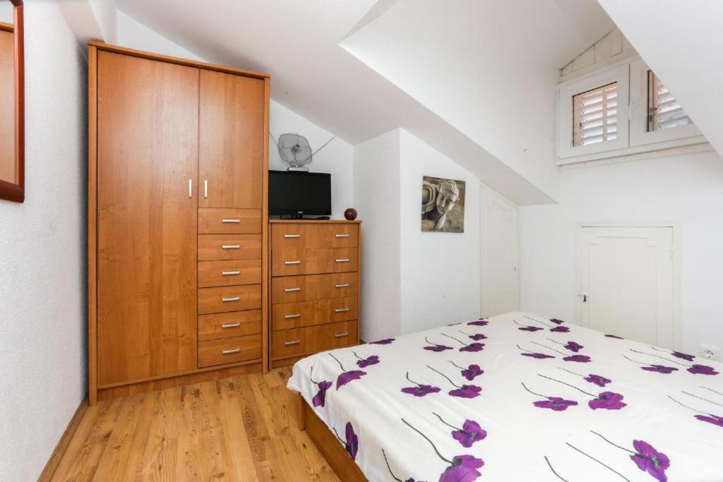 City Center Apartment Larica Дубровник Экстерьер фото